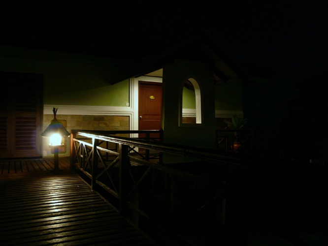 入口 / Entrance 